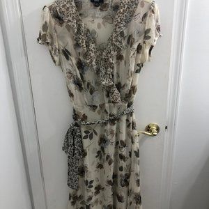 MSK Cream Flower Dress